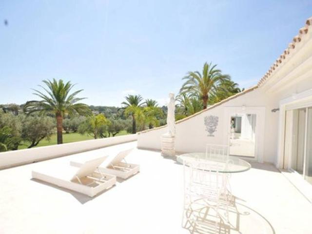 Villa / Chalet de 1000 m2 en alquiler Calle París, Marbella, Andalucía