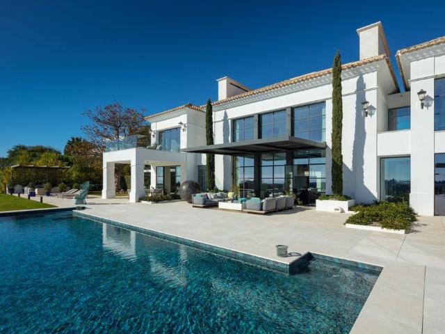 Villa / Chalet de 1002 m2 en venta en Marbella, Andalucía