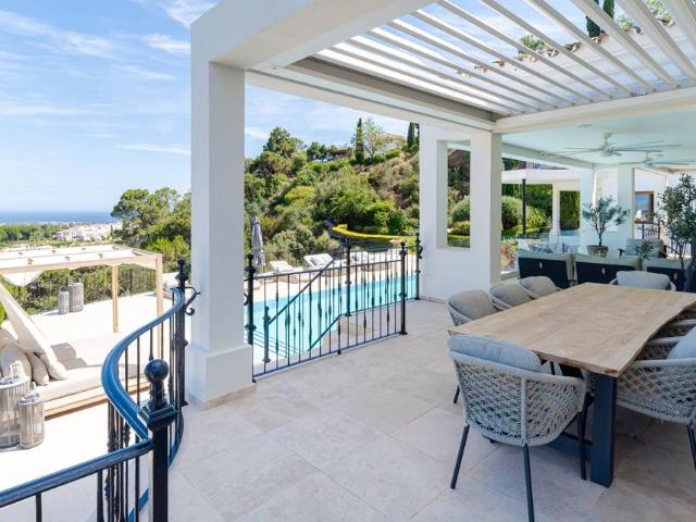 Villa / Chalet de 1014 m2 en venta en Marbella, Andalucía