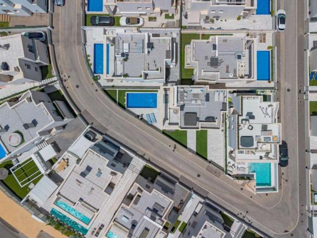 Villa / Chalet de 119 m2 en venta en Orihuela, España