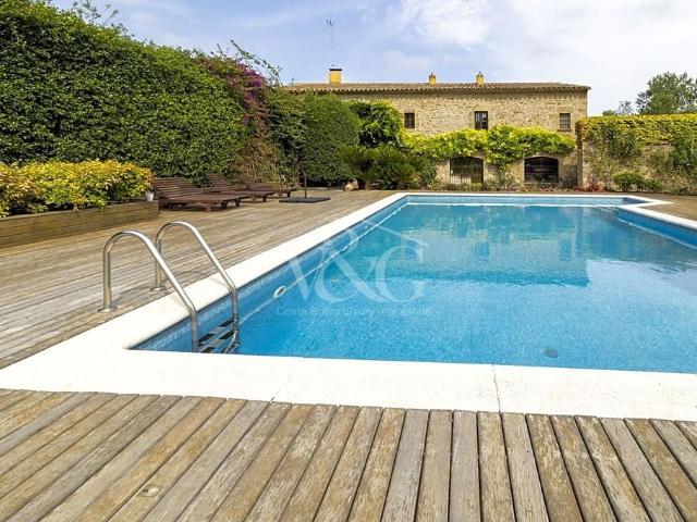 Villa / Chalet de 1247 m2 en venta en Rupiá, Cataluña