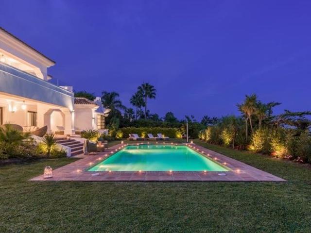 Villa / Chalet de 1223 m2 en alquiler Marbella, Andalucía