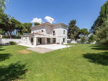 Villa / Chalet de 1350 m2 en venta en Madrid, Comunidad de Madrid