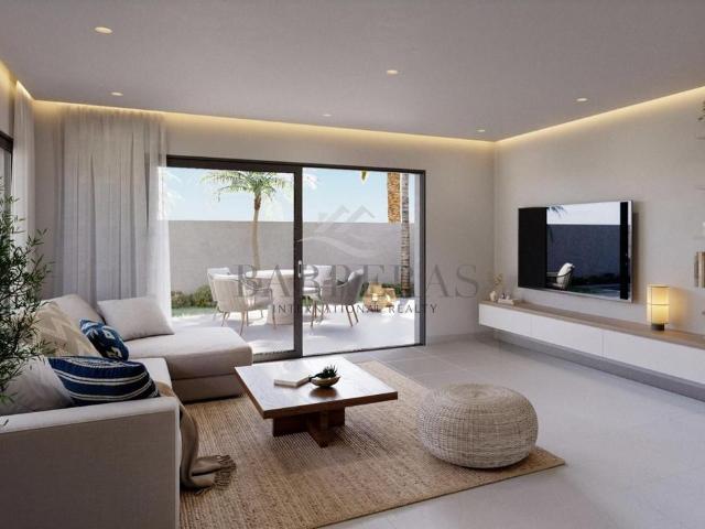 Villa / Chalet de 137 m2 en venta en San Miguel De Abona, España