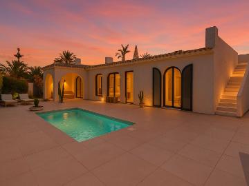 Plaza Juan Romero, Centro de Marbella, Camino de Camoján, Sierra Blanca, Urbanización Lomas de Puente Roman, Málaga, Andalucía, Andalucía