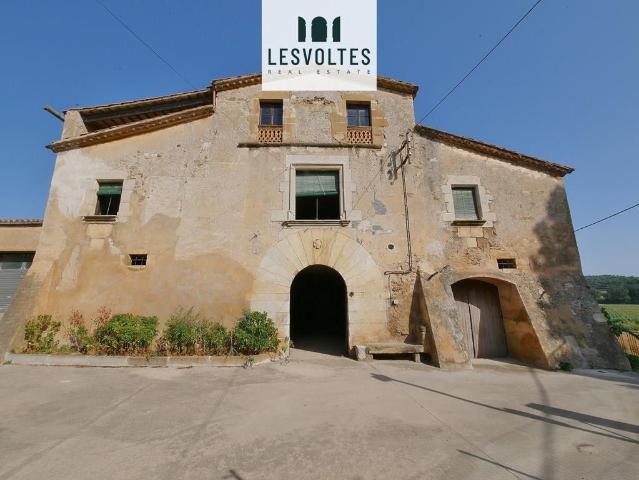 Villa / Chalet de 1578 m2 en venta en la Bisbal d'Empordà, España