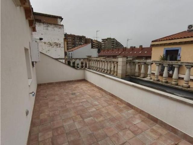 Villa / Chalet de 150 m2 en venta en Zaragoza, Aragón