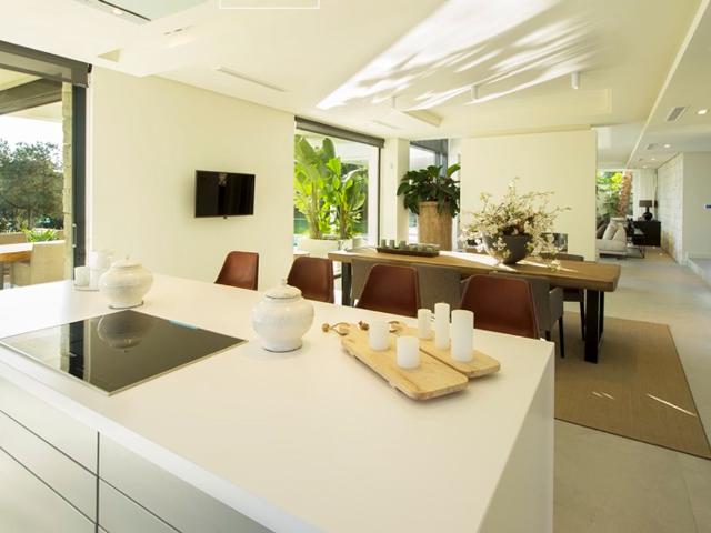 Villa / Chalet de 1600 m2 en venta en Marbella, Andalucía
