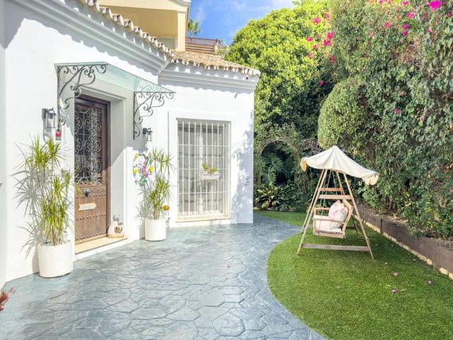 Villa / Chalet de 160 m2 en venta en Marbella, Andalucía