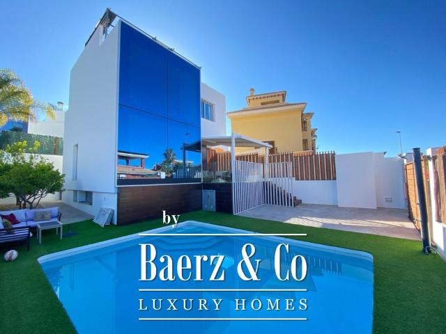 Villa / Chalet de 180 m2 en venta en Finestrat, España