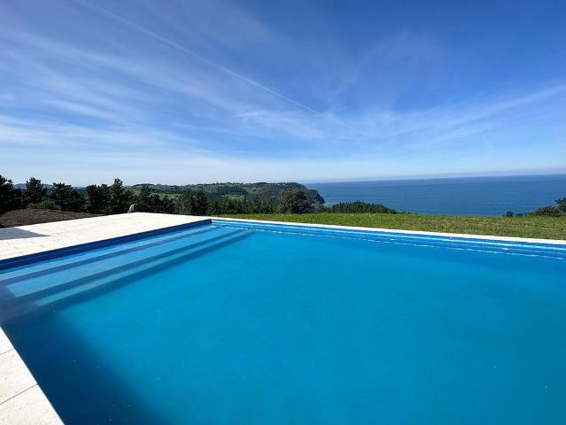 Villa / Chalet de 194 m2 en venta en Ispáster, País Vasco