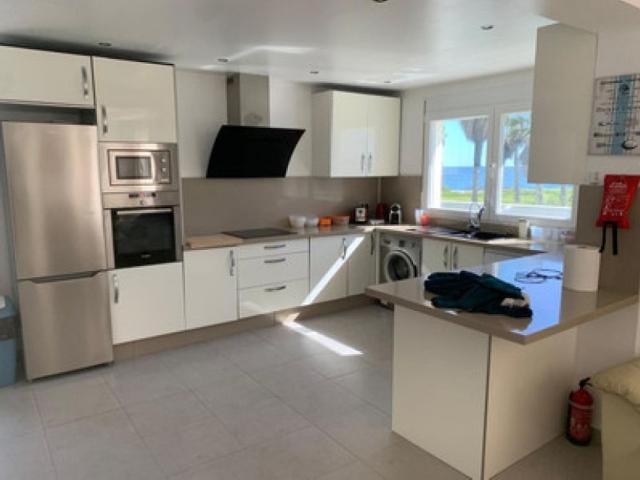 Villa / Chalet de 207 m2 en venta en Estepona, España