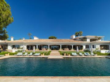 Villa / Chalet de 2001 m2 en venta en Lomas de Marbella club, Marbella, Provincia de Málaga, Andalucía