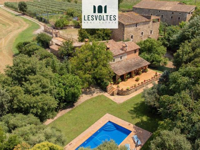 Villa / Chalet de 200 m2 en venta en Juyá, España