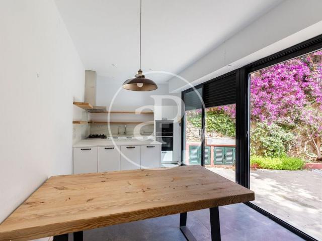 Villa / Chalet de 214 m2 en venta en Barcelona, España