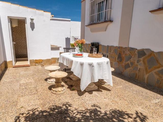 Villa / Chalet de 225 m2 en venta en Benalmádena, Andalucía