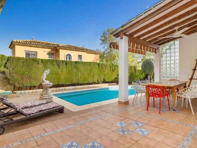 Villa / Chalet de 239 m2 en alquiler en Benalmádena, España