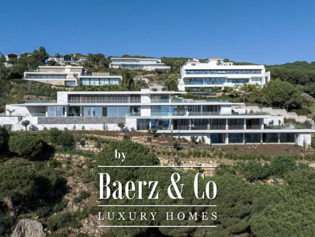 Villa / Chalet de 2338 m2 en venta en Sotogrande, España