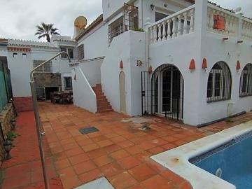 Villa / Chalet de 247 m2 en venta en El Hacho, Andalucía