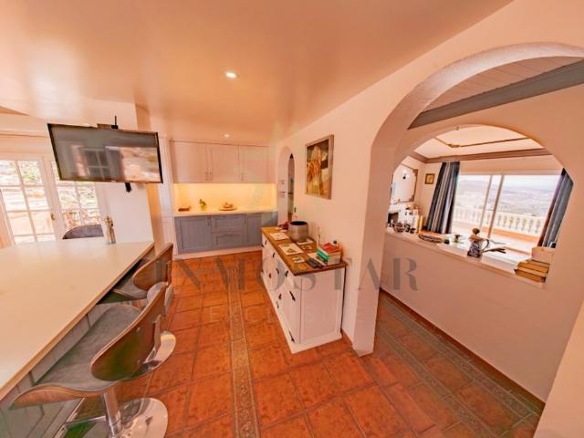 Exclusiva Villa / Chalet en venta Adeje, Canarias
