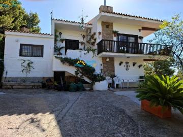 Villa / Chalet de 275 m2 en venta en Félix, España