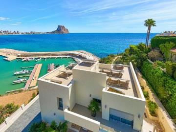 Villa / Chalet de 288 m2 en venta en Benidorm, España