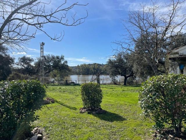 Villa / Chalet de 295 m2 en venta en Córdoba, España