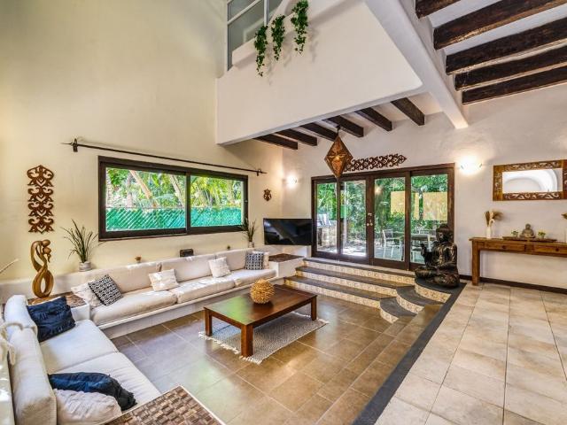 Villa / Chalet de 300 m2 en venta en Club Real, Playacar, Playa del Carmen, Estado de Quintana Roo