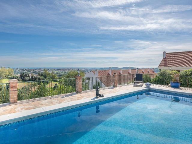 Villa / Chalet de 318 m2 en venta en Mijas, España