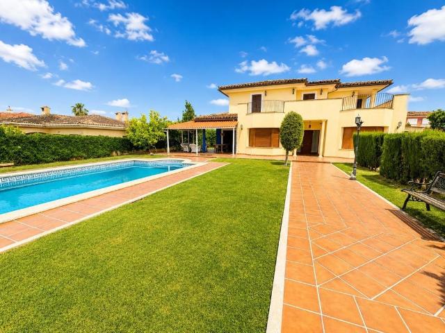Villa / Chalet de 324 m2 en venta en Marratxí, España