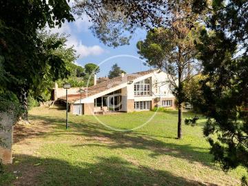 Villa en venta en Plaça Marconi - Jardín