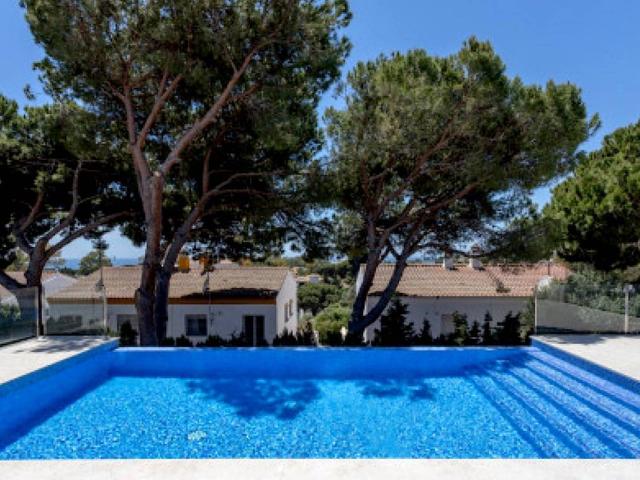 Villa / Chalet de 347 m2 en venta en Marbella, Andalucía