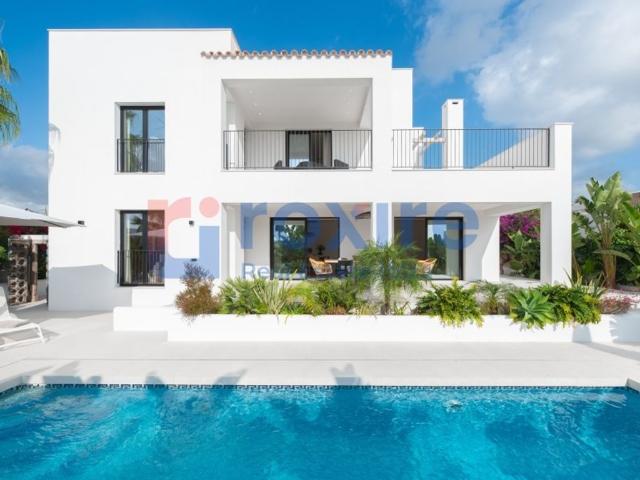 Villa / Chalet de 350 m2 en venta en San Jose de la Atalaya, Baleares