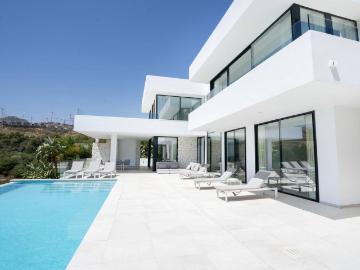 Villa / Chalet de 367 m2 en alquiler en Benahavís, Andalucía