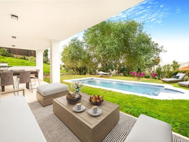 Villa / Chalet de 390 m2 en venta en Marbella, España