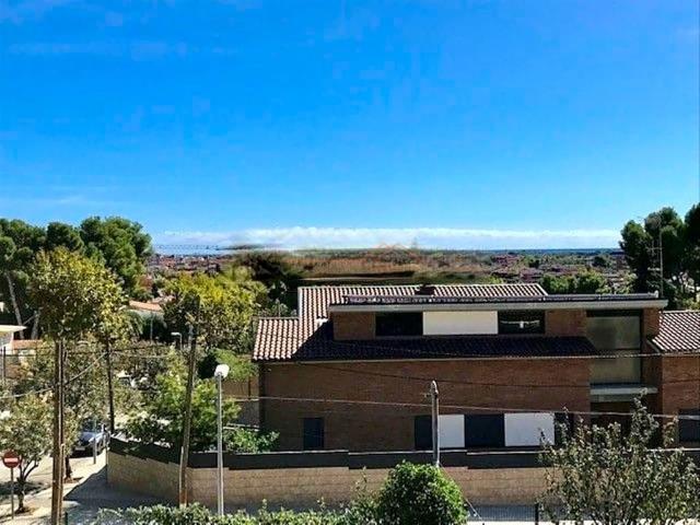 Villa / Chalet de 400 m2 en venta en Castelldefels, España