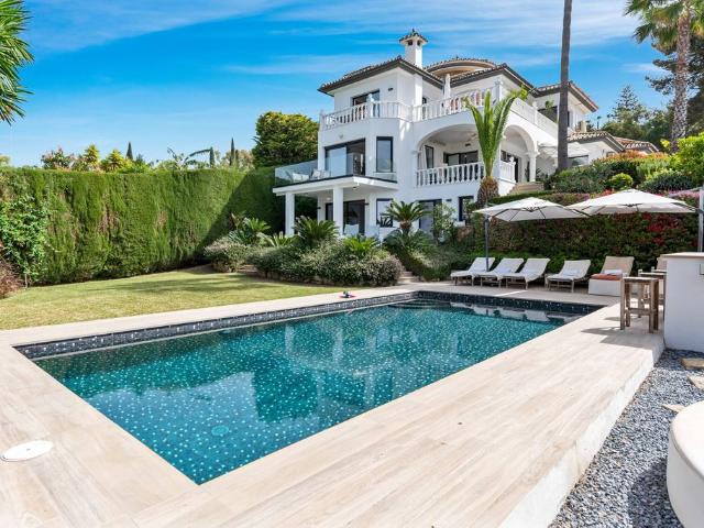 Exclusiva Villa / Chalet de 425 m2 en alquiler en El Paraíso, España