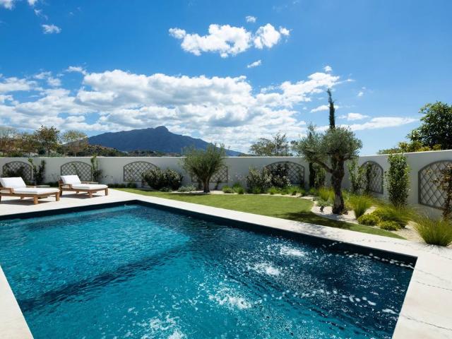 Villa / Chalet de 425 m2 en venta en Benahavís, Andalucía