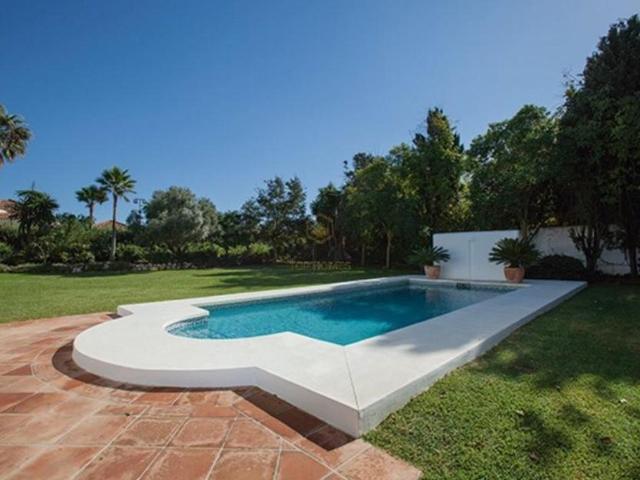 Villa / Chalet de 420 m2 en venta Marbella, España