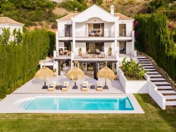 Villa / Chalet de 420 m2 en venta en Benahavis, Marbella, Provincia de Málaga, Andalucía
