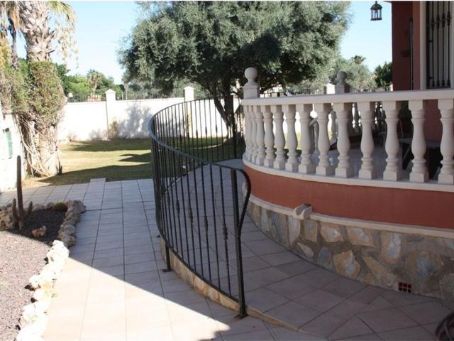 Villa / Chalet de 420 m2 en venta en Ciudad Quesada, Comunidad Valenciana
