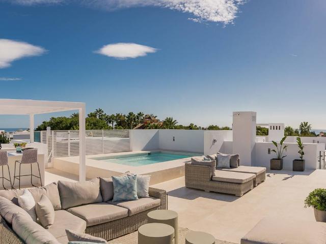 Villa / Chalet de 435 m2 en venta en Puente Romano, Marbella, Provincia de Málaga, Andalucía