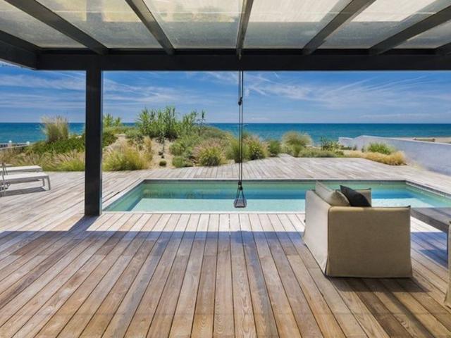Villa / Chalet de 437 m2 en venta en Marbella, España