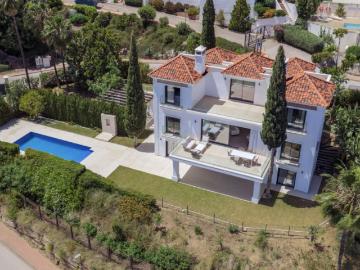 Villa / Chalet de 432 m2 en venta en Benahavís, España