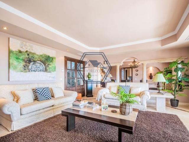 Villa / Chalet de 447 m2 en venta en Ojén, España