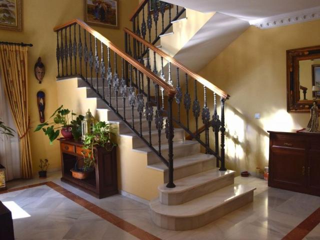 Villa / Chalet de 455 m2 en venta en Estepona, Andalucía