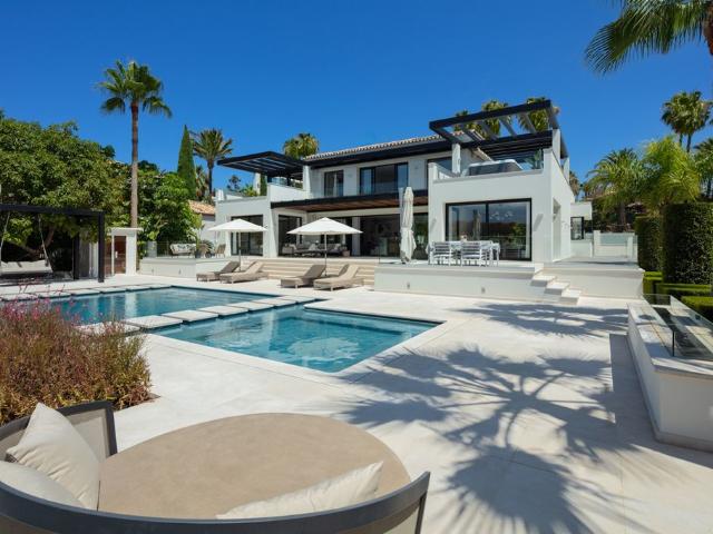 Villa / Chalet de 457 m2 en venta en Marbella, Andalucía