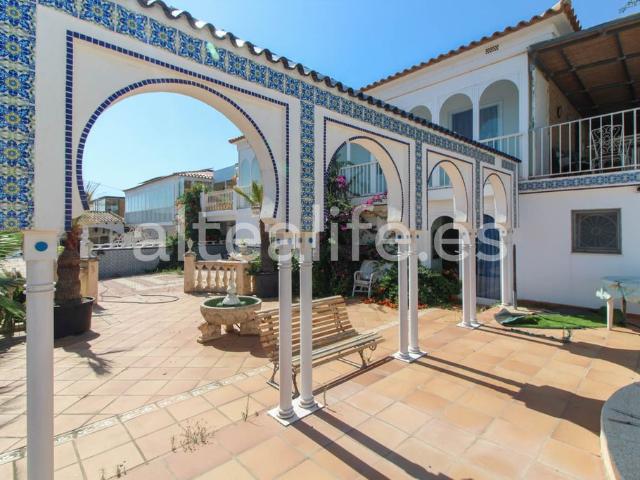 Villa / Chalet de 467 m2 en venta en Altea, España