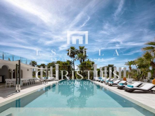 Villa / Chalet de 475 m2 en venta en San Jose de la Atalaya, España
