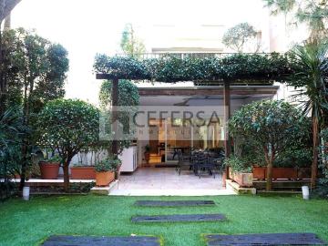Exclusiva Villa / Chalet de 485 m2 en venta en Barcelona, Cataluña